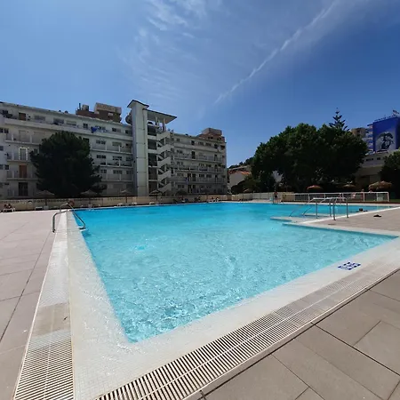 En Carihuela Con Vistas Y Plaza De Garaje, Nucleo Cristal