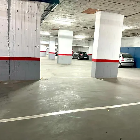 Apartman En Carihuela Con Vistas Y Plaza De Garaje, Nucleo Cristal
