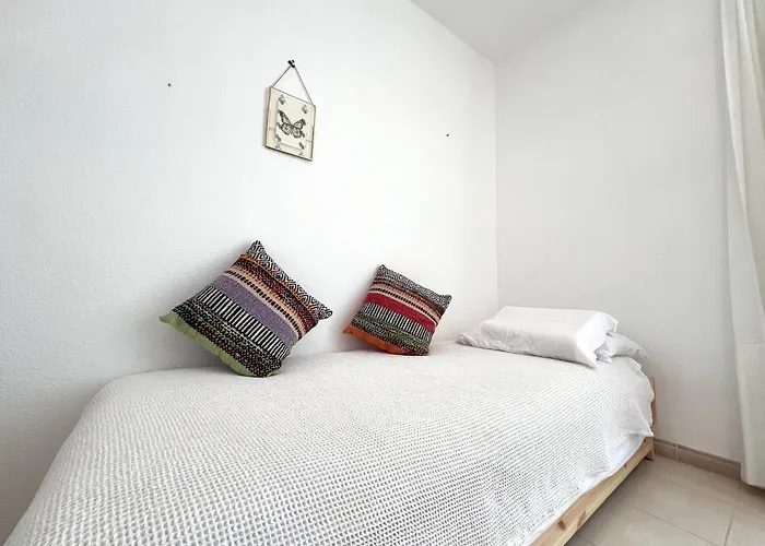 En Carihuela Con Vistas Y Plaza De Garaje, Nucleo Cristal Apartamento *